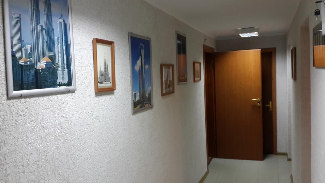 Hostel Bayit Kremenchuk Ngoại thất bức ảnh